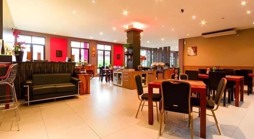 פדאנג Plan B Hotel מראה חיצוני תמונה